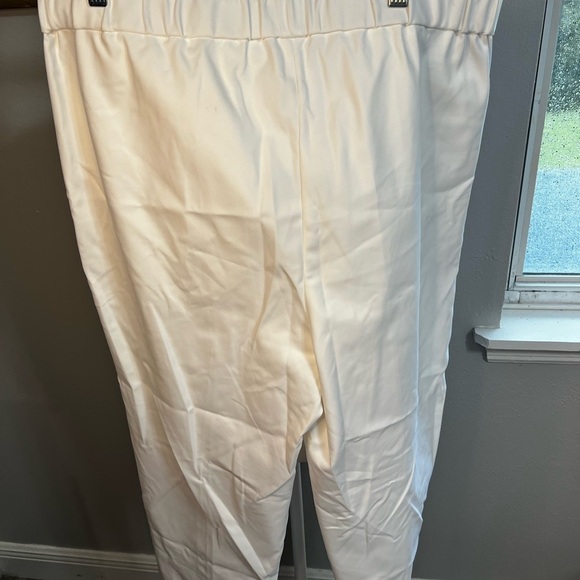St. John Extra Large Elastic Waist White Pants New With Tag NWT - Picture 7 of 12